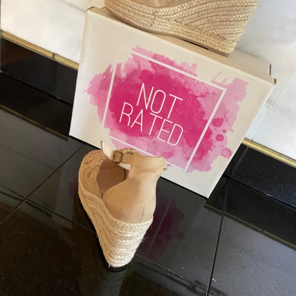 Not Rated (MADE IN INDIA) - Picture 3 of 13